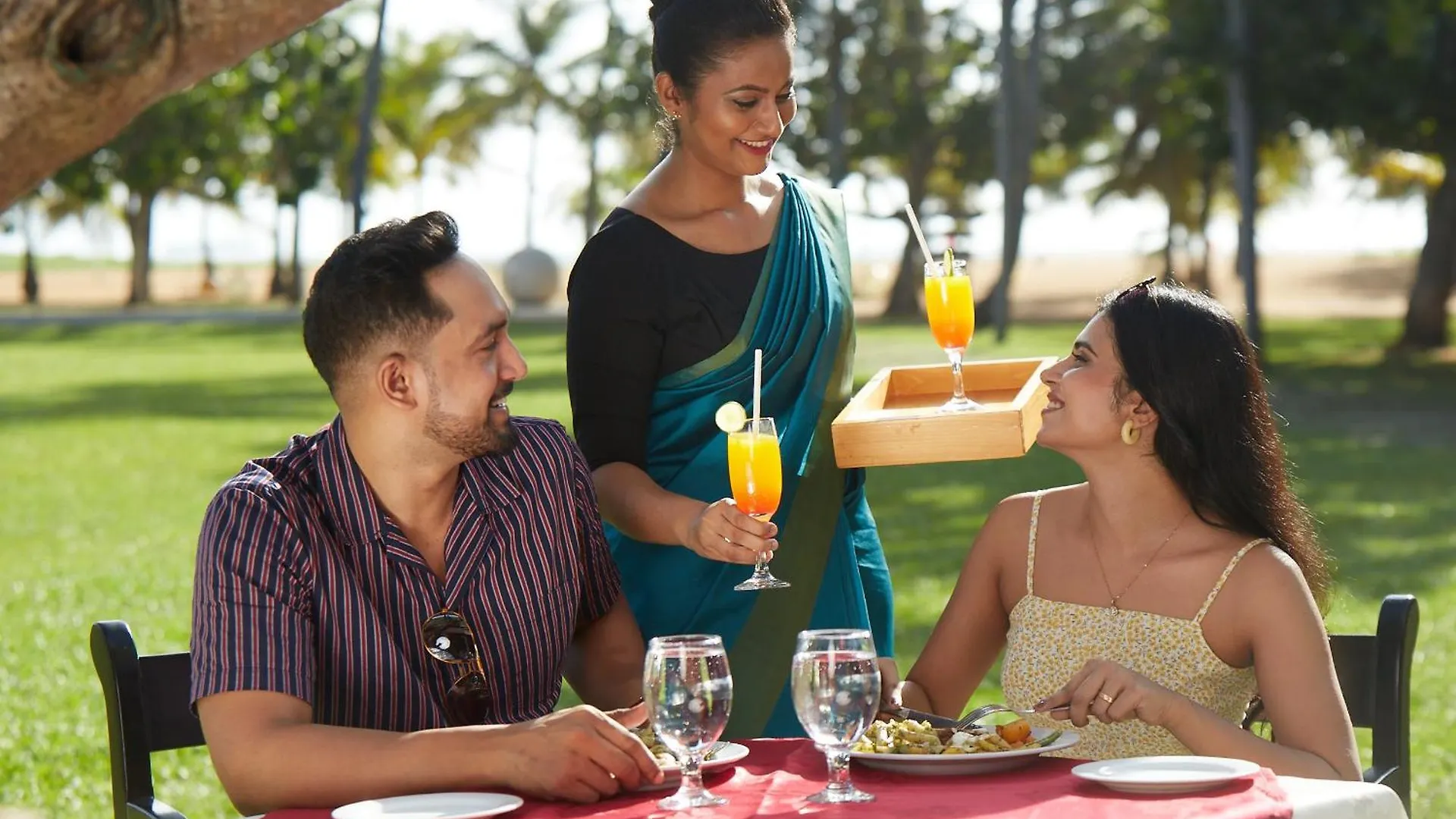 Hotel Pegasus Reef - A Beach Resort In Colombo Wattala