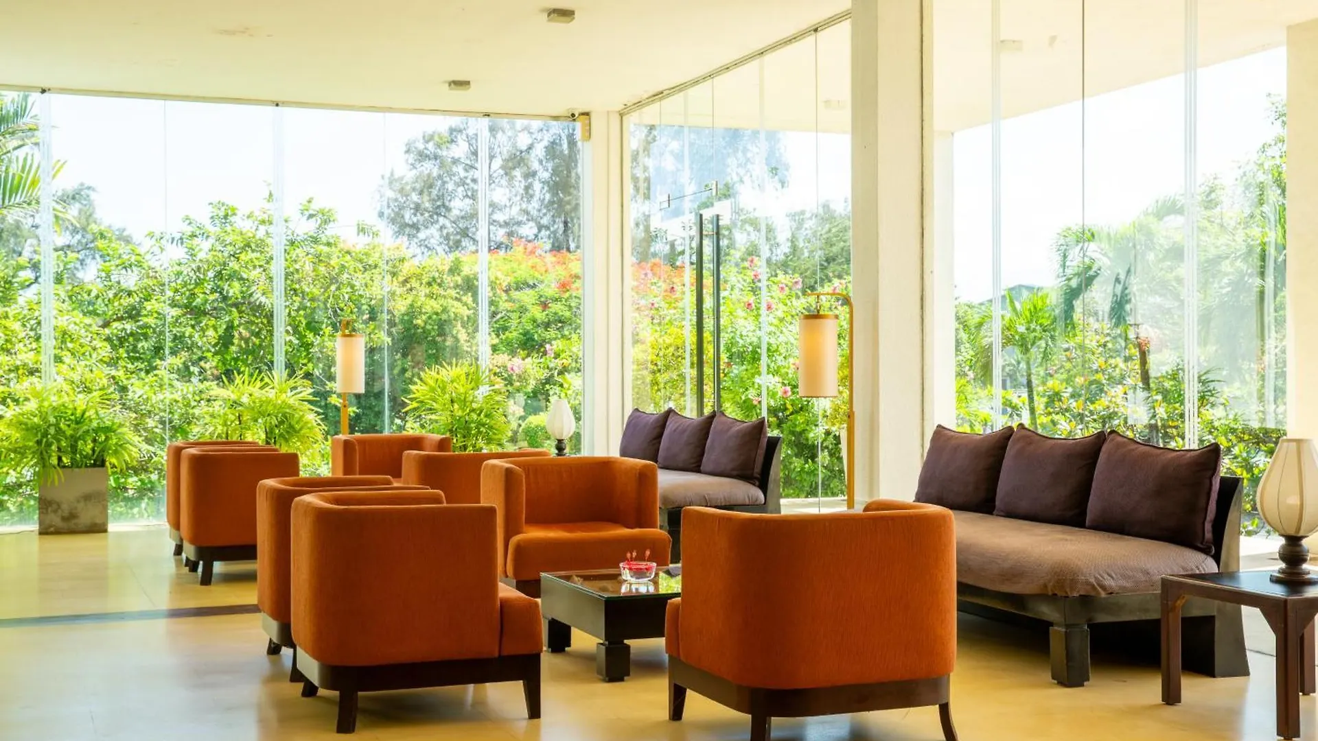 **** Hotel Pegasus Reef - A Beach Resort In Colombo Wattala Sri Lanka
